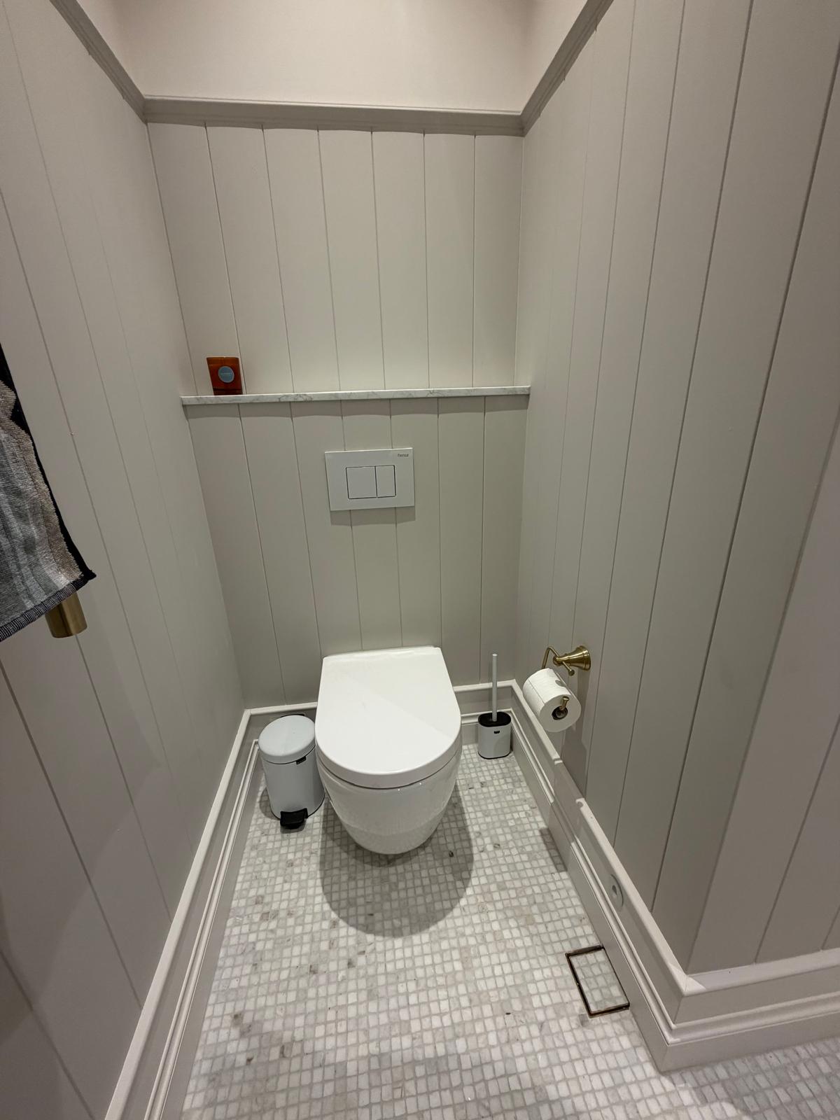 Completed Hamptons ensuite toilet
